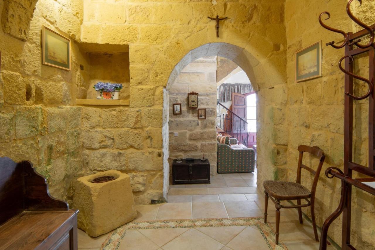 Tranquil Gozo Farmhouse Santu Pietru Exterior photo